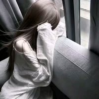 伶泪^